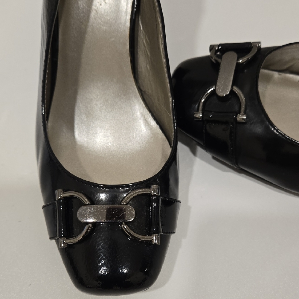 Me Too Glossy Black Slingback Heels - Picture 8 of 13
